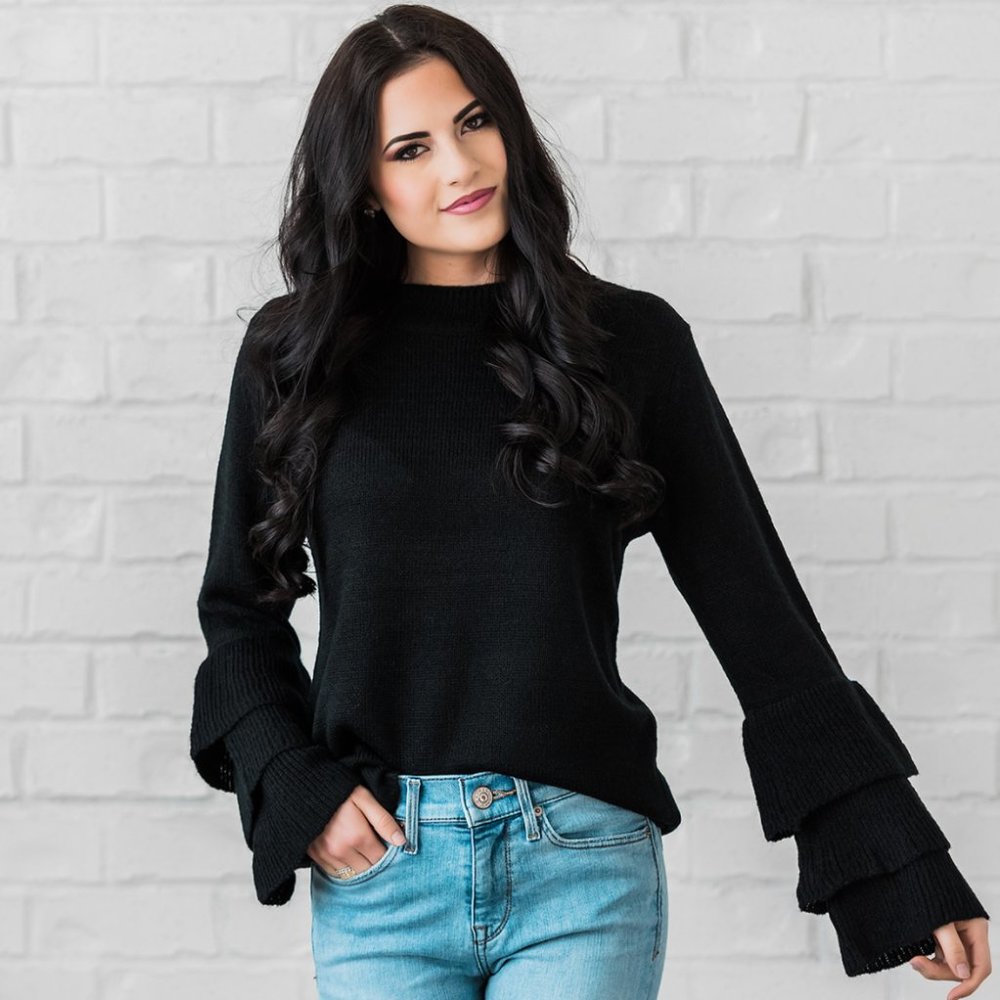 Rachel Parcell Everyday Black Tier Sleeve Sweater
